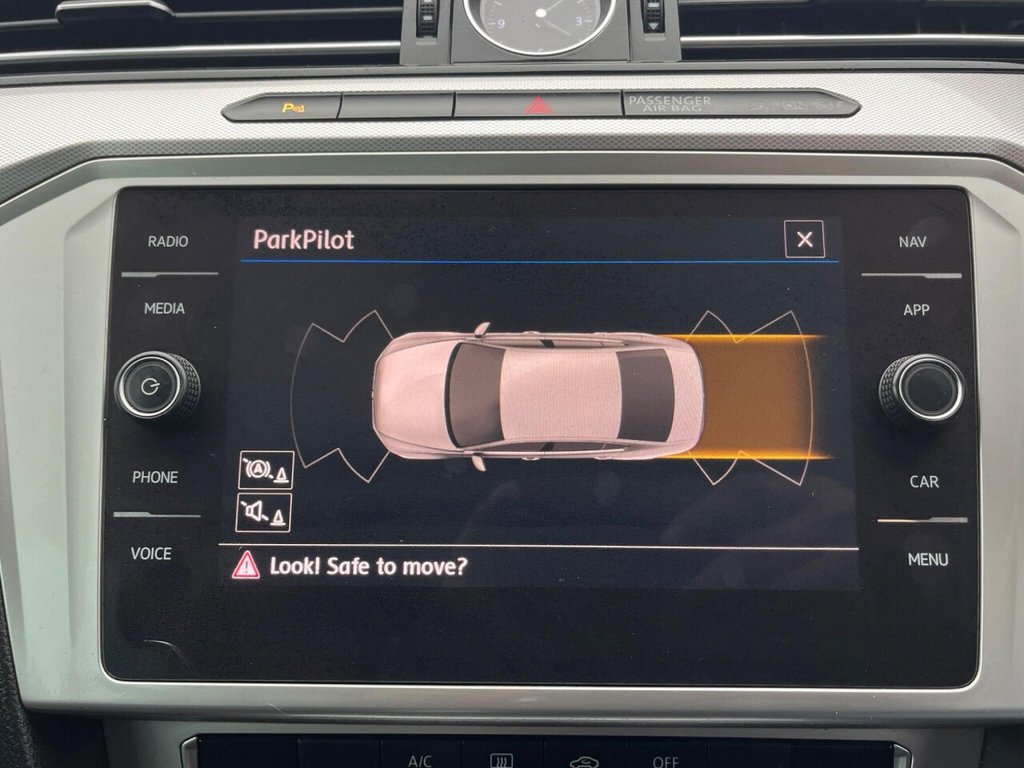 Used Volkswagen Passat 2017 for sale - 77799812: Photo 38