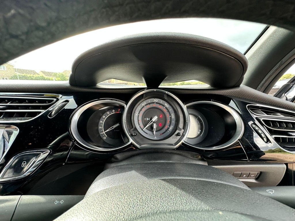 Used DS Automobiles DS 3 2015 for sale - 76386039: Photo 30