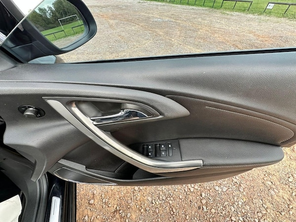 Used Vauxhall Astra 2010 for sale - 76223839: Photo 23