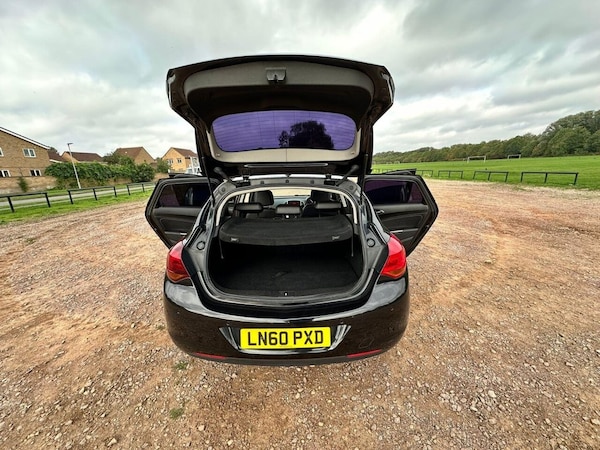 Used Vauxhall Astra 2010 for sale - 76223839: Photo 27