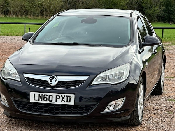 Used Vauxhall Astra 2010 for sale - 76223839: Photo 33