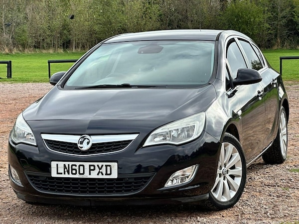 Used Vauxhall Astra 2010 for sale - 76223839: Photo 3