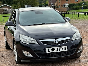 Used Vauxhall Astra 2010 for sale - 76223839: Photo 4