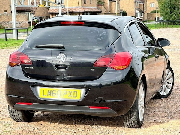 Used Vauxhall Astra 2010 for sale - 76223839: Photo 7