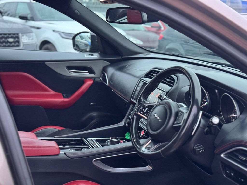 Used Jaguar F-Pace 2017 for sale - 77199787: Photo 13