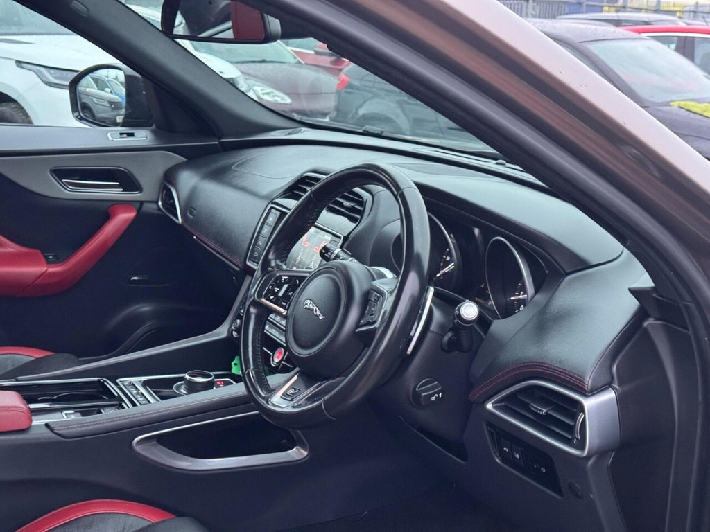 Used Jaguar F-Pace 2017 for sale - 77199787: Photo 14