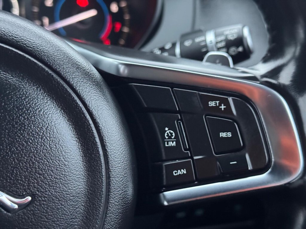 Used Jaguar F-Pace 2017 for sale - 77199787: Photo 28