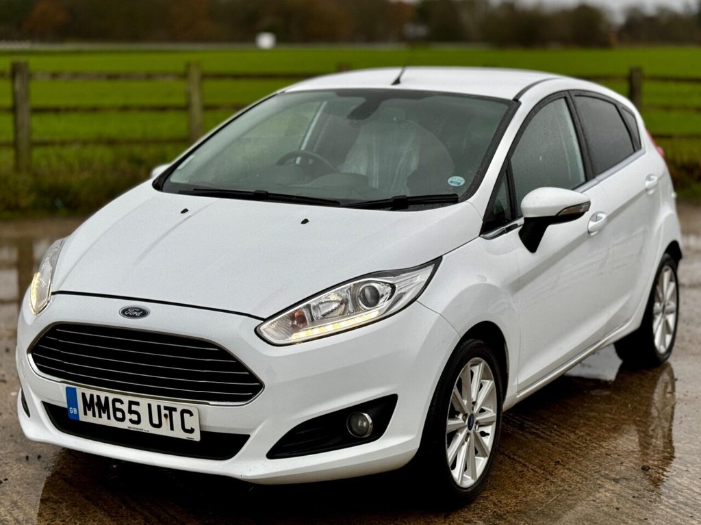 Used Ford Fiesta 2015 for sale - 76841209: Photo 2