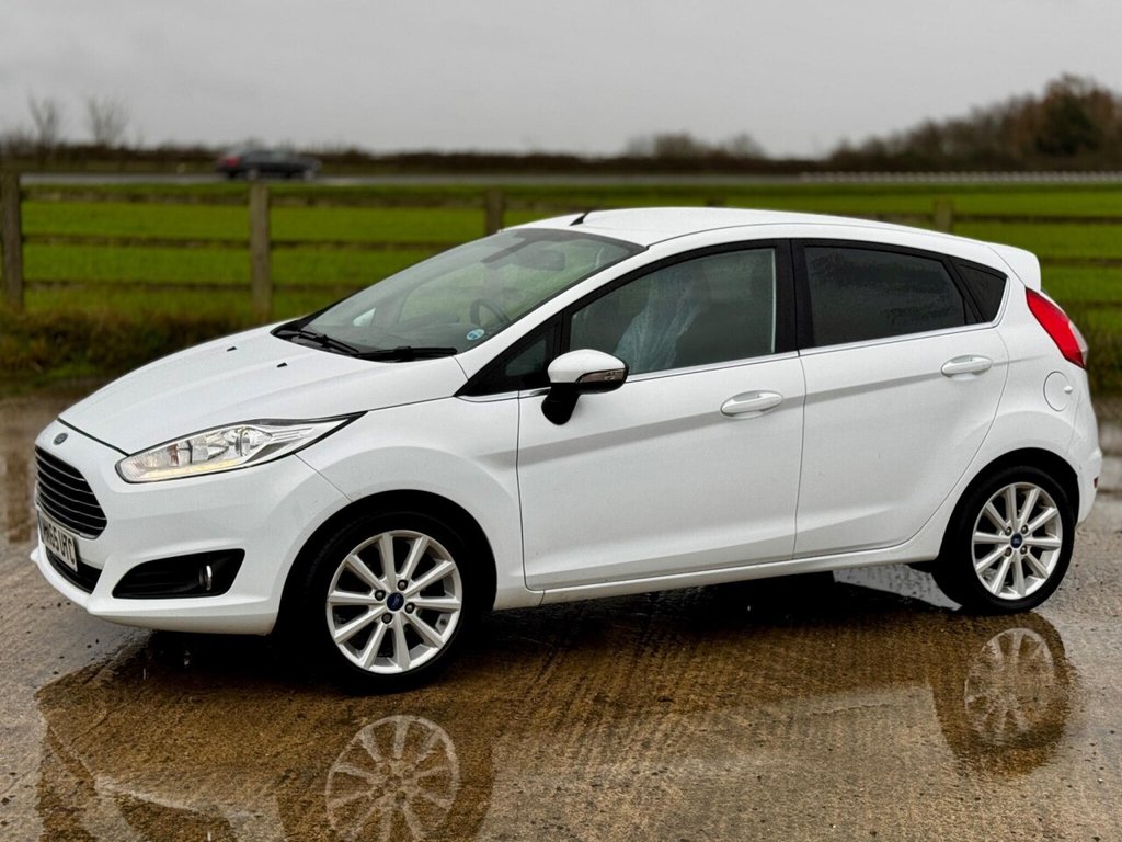 Used Ford Fiesta 2015 for sale - 76841209: Photo 24