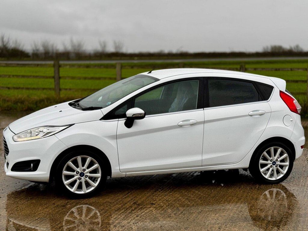 Used Ford Fiesta 2015 for sale - 76841209: Photo 25
