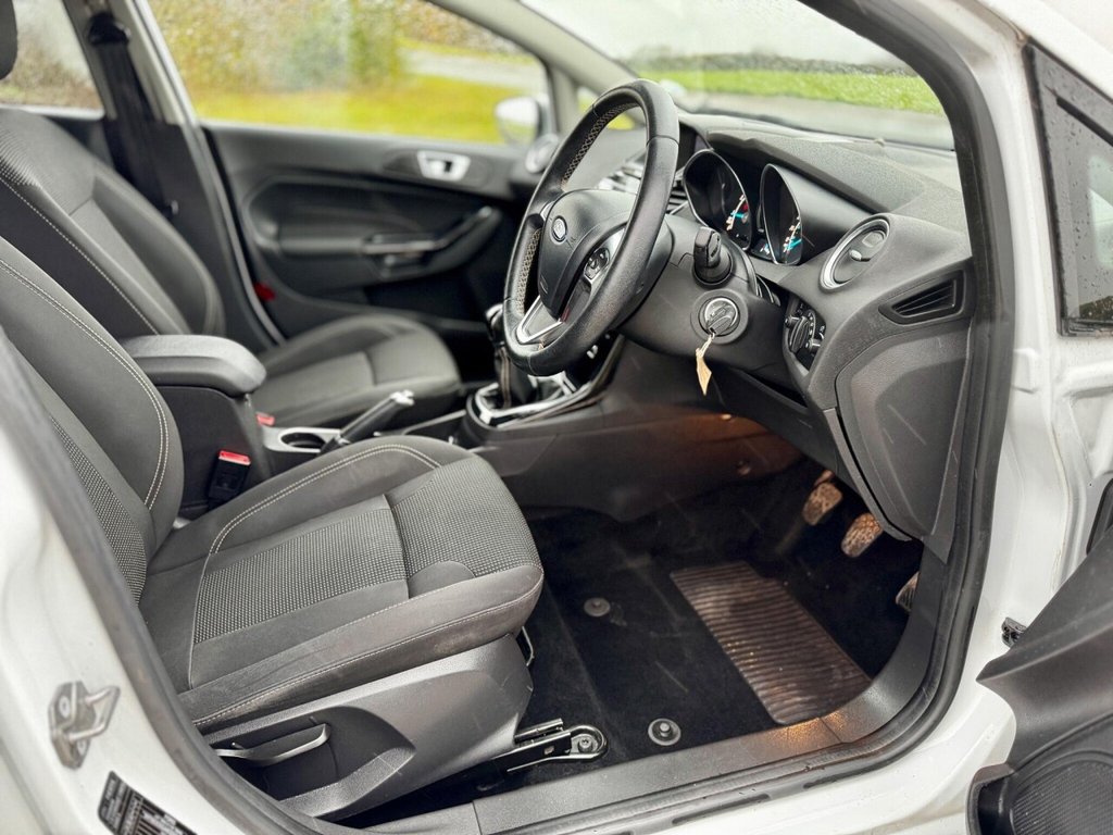 Used Ford Fiesta 2015 for sale - 76841209: Photo 29