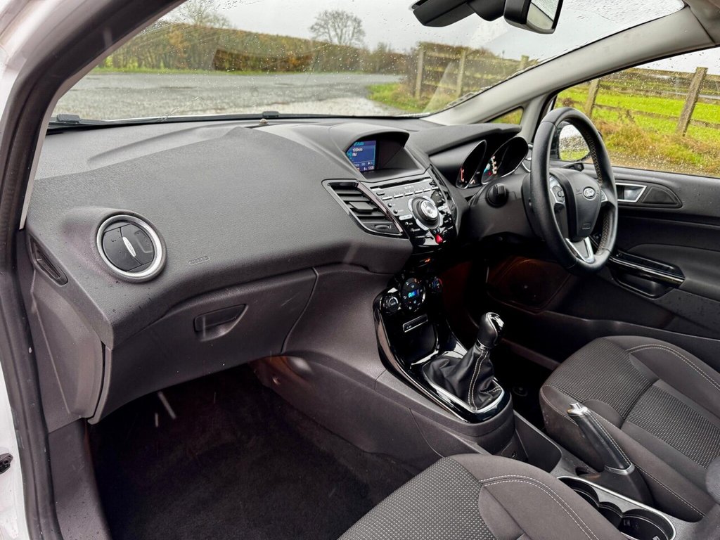 Used Ford Fiesta 2015 for sale - 76841209: Photo 44