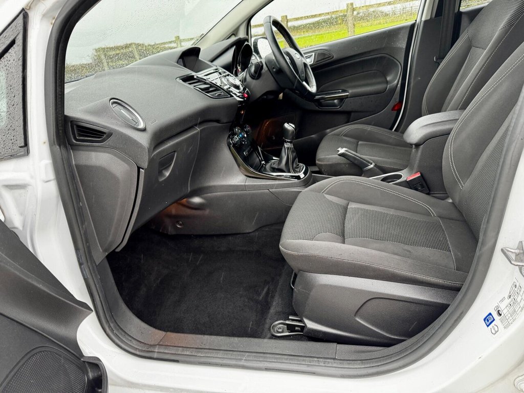 Used Ford Fiesta 2015 for sale - 76841209: Photo 46