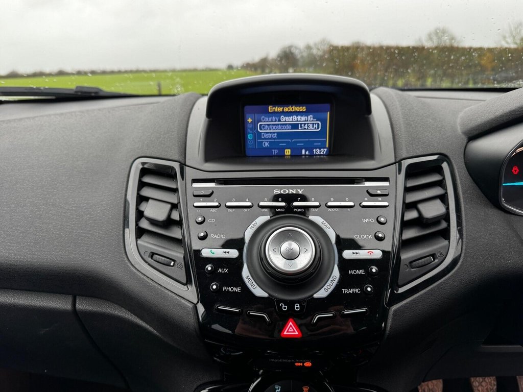 Used Ford Fiesta 2015 for sale - 76841209: Photo 50