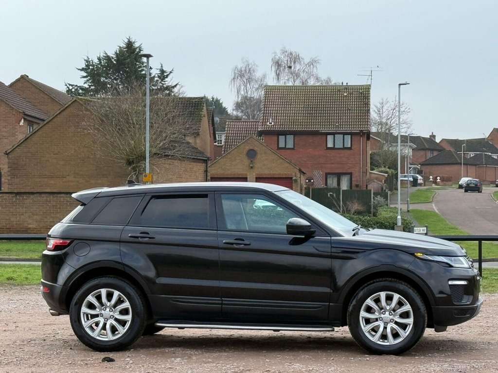 Used Land Rover Range Rover Evoque 2015 for sale - 77436911: Photo 11