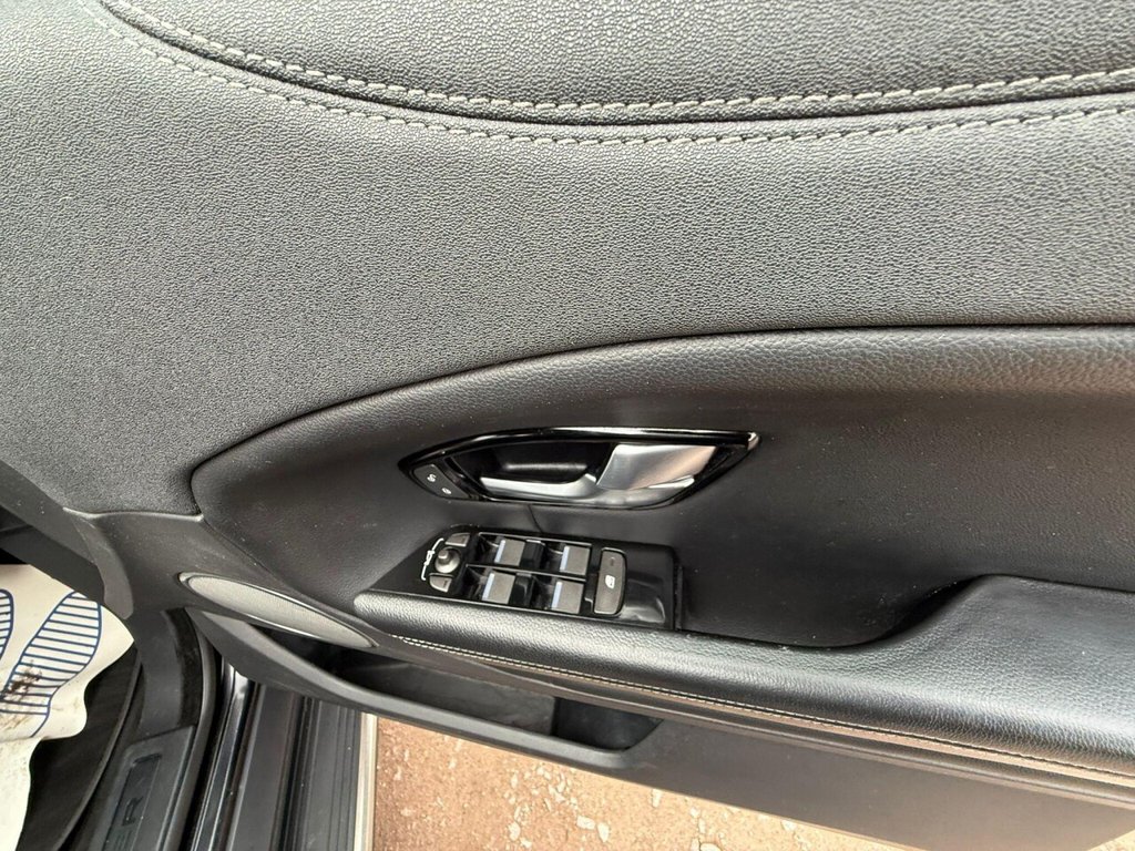 Used Land Rover Range Rover Evoque 2015 for sale - 77436911: Photo 23