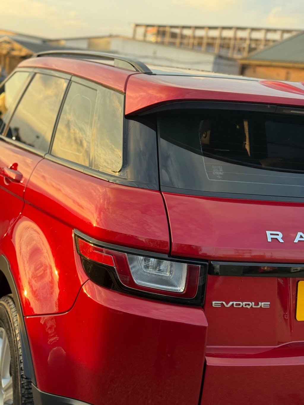 Used Land Rover Range Rover Evoque 2018 for sale - 76147636: Photo 42
