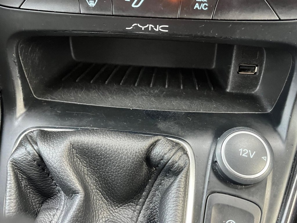 Used Ford Focus 2015 for sale - 77250691: Photo 32