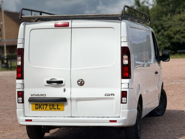 Used Vauxhall Vivaro 2017 for sale - 75136078: Photo 12