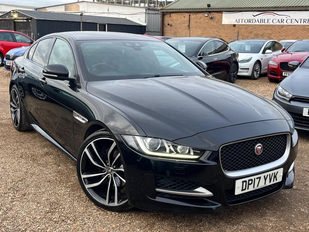Used Jaguar XE 2017 for sale - 76826513: Photo 1