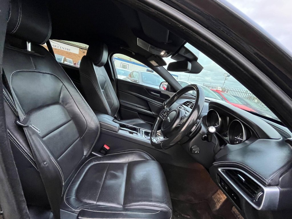 Used Jaguar XE 2017 for sale - 76826513: Photo 13