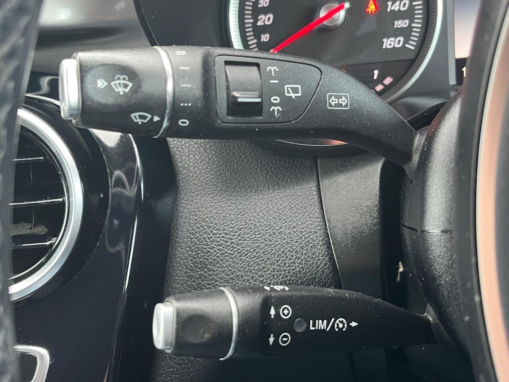 Used Mercedes-Benz GLC 2018 for sale - 76539650: Photo 17