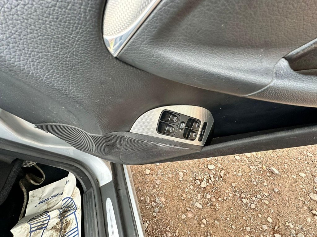 Used Mercedes-Benz CLK 2006 for sale - 77122090: Photo 24