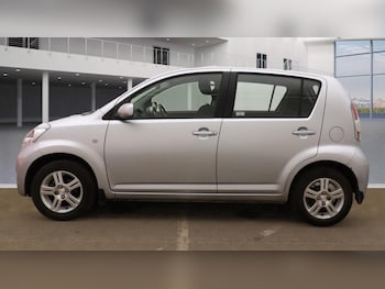 Used Daihatsu Sirion 2008 for sale - 76623321: Photo