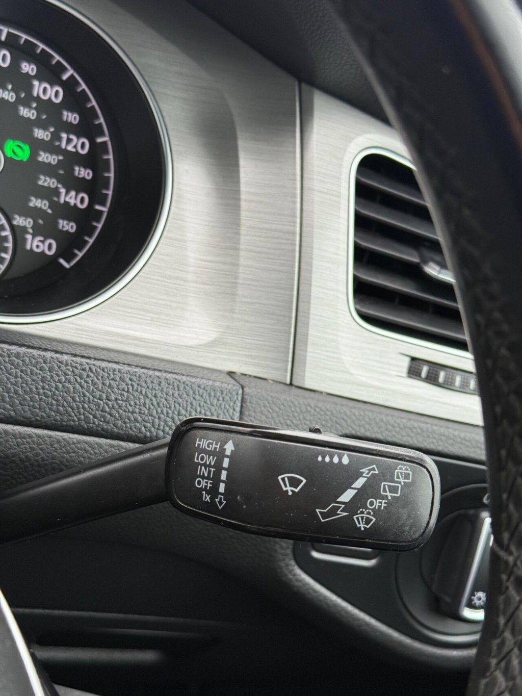 Used Volkswagen Golf 2014 for sale - 76396313: Photo 20