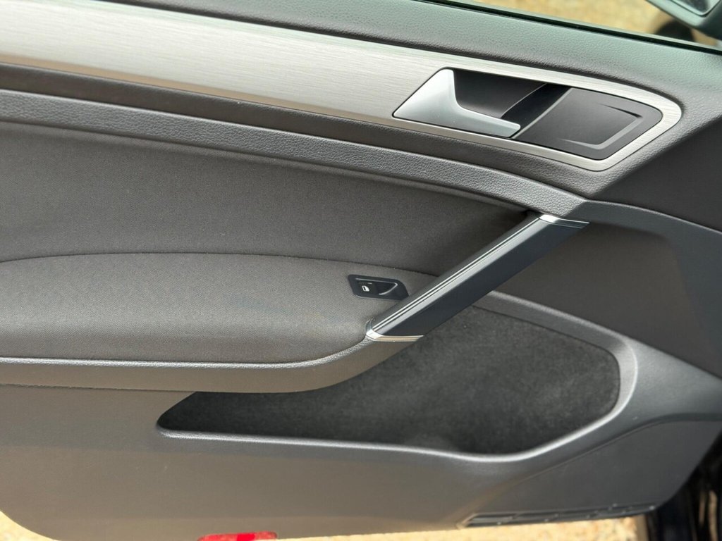 Used Volkswagen Golf 2014 for sale - 76396313: Photo 23