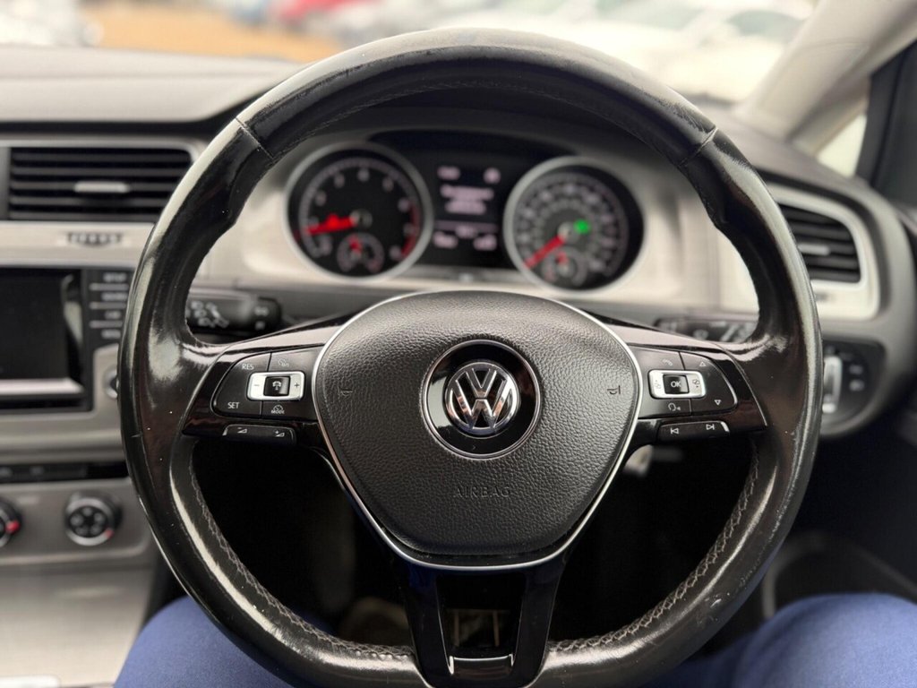 Used Volkswagen Golf 2014 for sale - 76396313: Photo 36