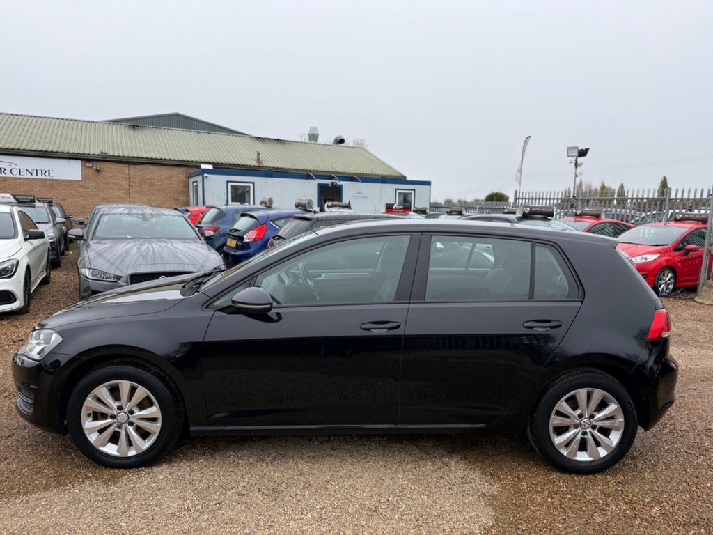 Used Volkswagen Golf 2014 for sale - 76396313: Photo 5