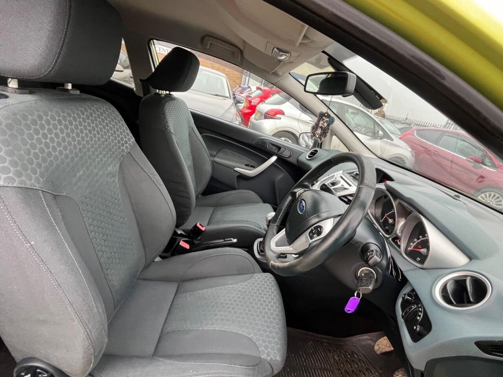 Used Ford Fiesta 2011 for sale - 77995296: Photo 24