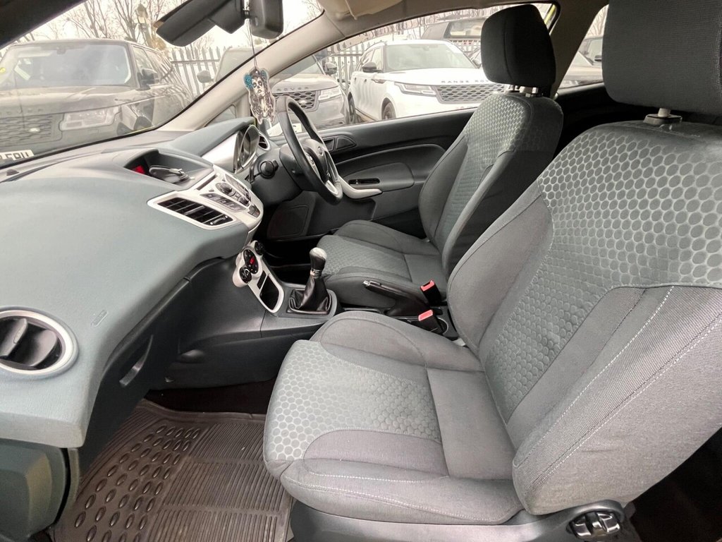 Used Ford Fiesta 2011 for sale - 77995296: Photo 32