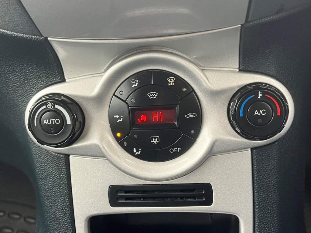 Used Ford Fiesta 2011 for sale - 77995296: Photo 34