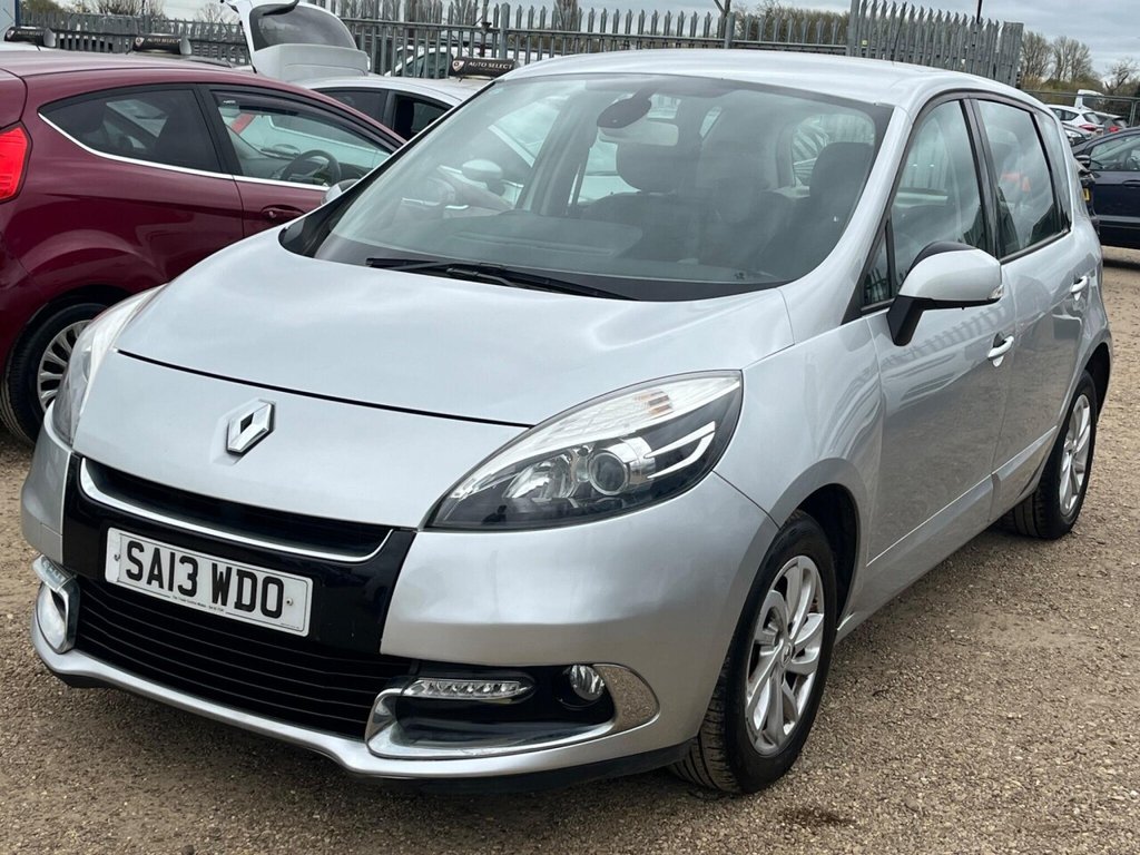 Used Renault Scenic 2013 for sale - 78008864: Photo 11