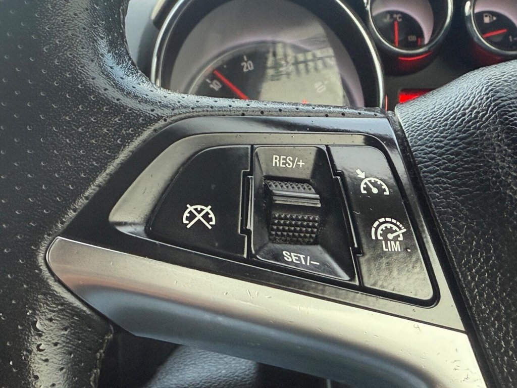 Used Vauxhall Astra 2015 for sale - 76586659: Photo 31