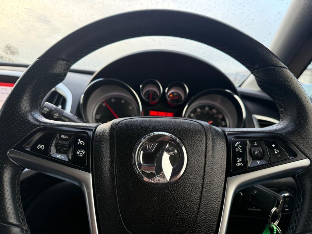 Used Vauxhall Astra 2015 for sale - 76586659: Photo 40