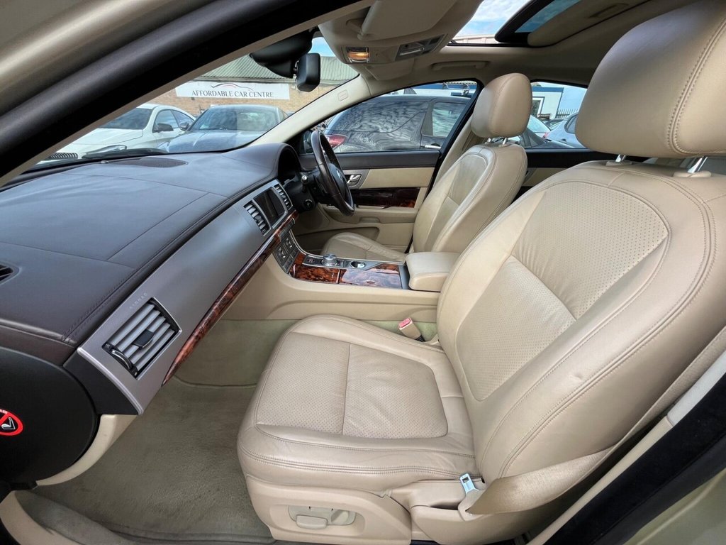 Used Jaguar XF 2008 for sale - 76685864: Photo 10