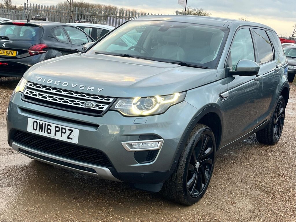 Used Land Rover Discovery Sport 2016 for sale - 77239364: Photo 11