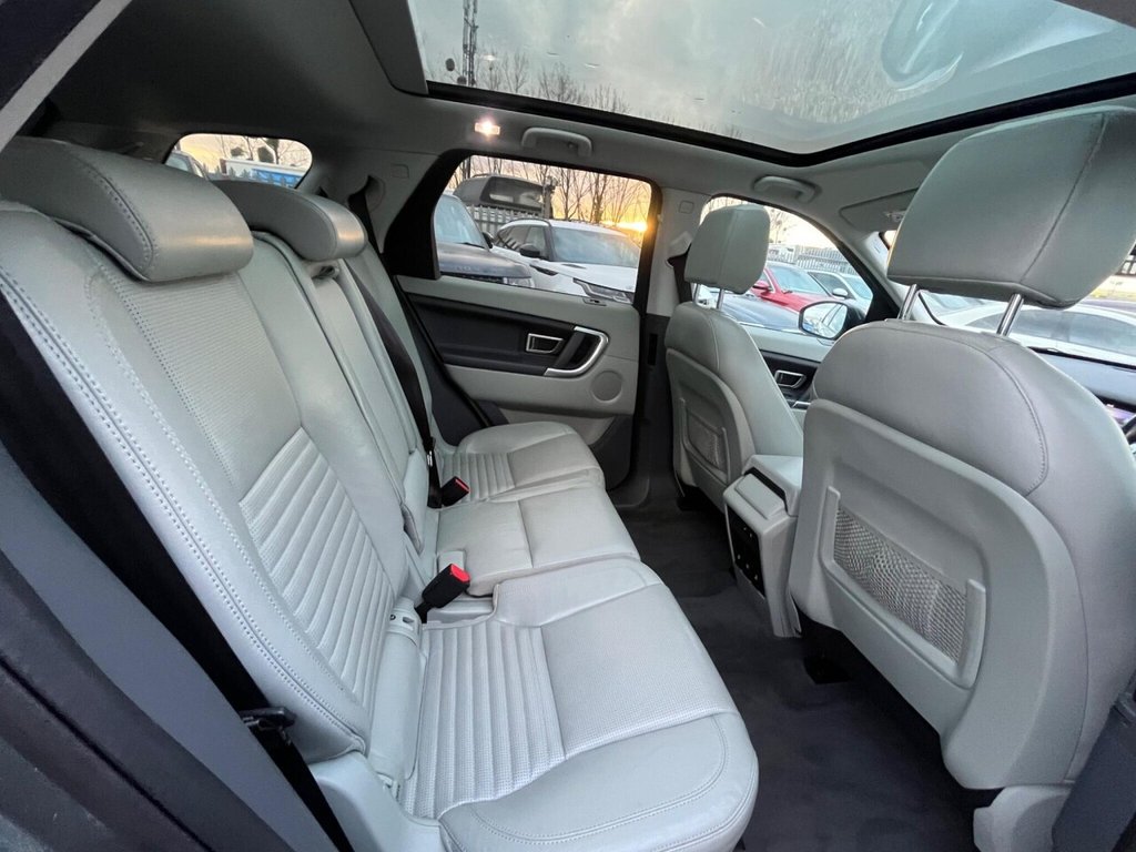Used Land Rover Discovery Sport 2016 for sale - 77239364: Photo 30