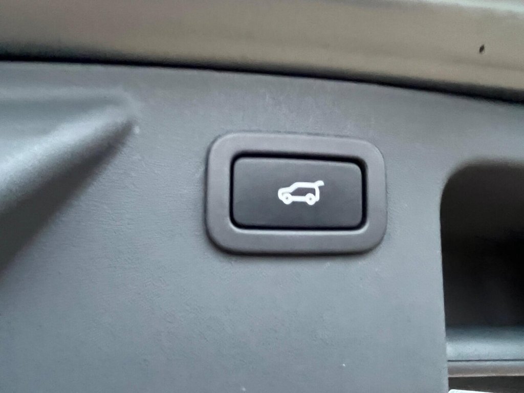 Used Land Rover Discovery Sport 2016 for sale - 77239364: Photo 38