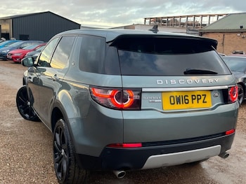 Used Land Rover Discovery Sport 2016 for sale - 77239364: Photo