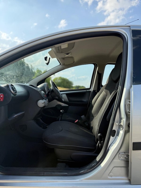 Used Peugeot 107 2012 for sale - 76202595: Photo 8