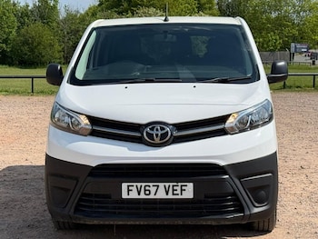 Used Toyota PROACE CITY Verso 2018 for sale - 78426319: Photo