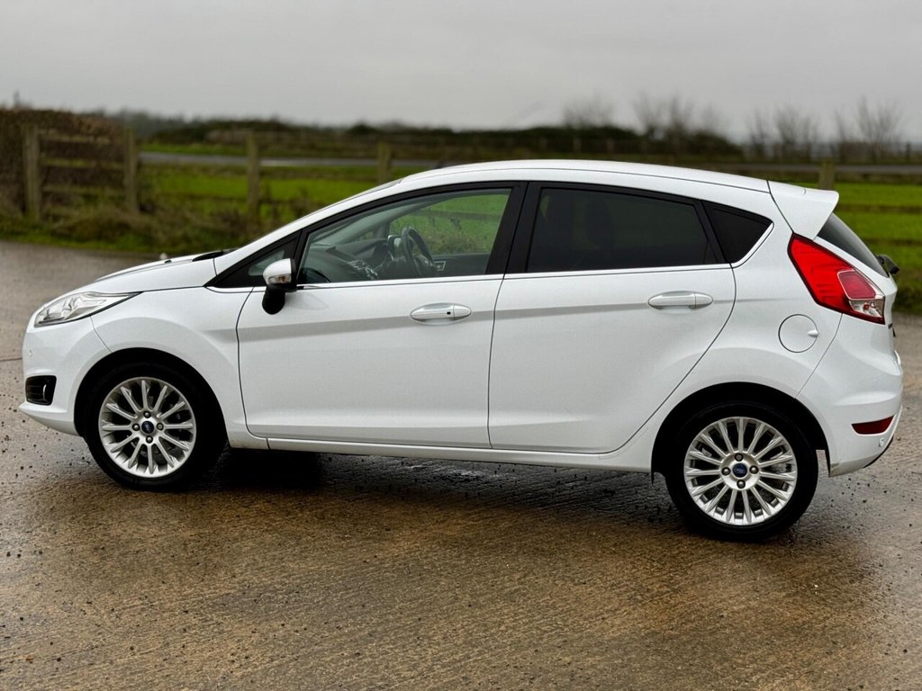 Used Ford Fiesta 2013 for sale - 77122052: Photo 19