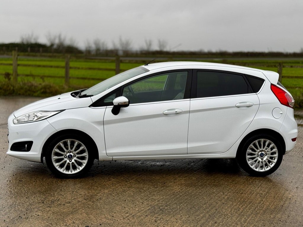 Used Ford Fiesta 2013 for sale - 77122052: Photo 23