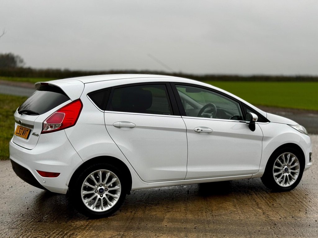 Used Ford Fiesta 2013 for sale - 77122052: Photo 31