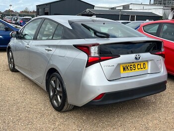 Used Toyota Prius 2022 for sale - 78277558: Photo