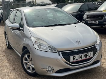 Used Peugeot 208 2014 for sale - 79829082: Photo